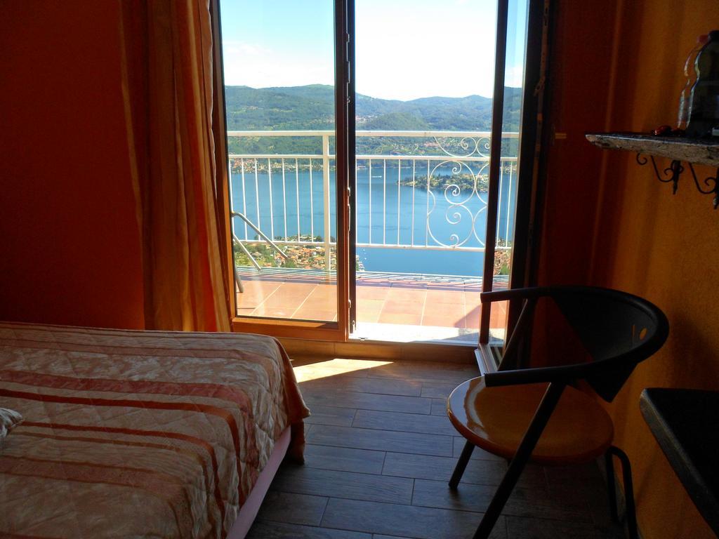 Hotel Panoramico Lago D'Orta (Adults Only) Madonna Del Sasso Exterior foto