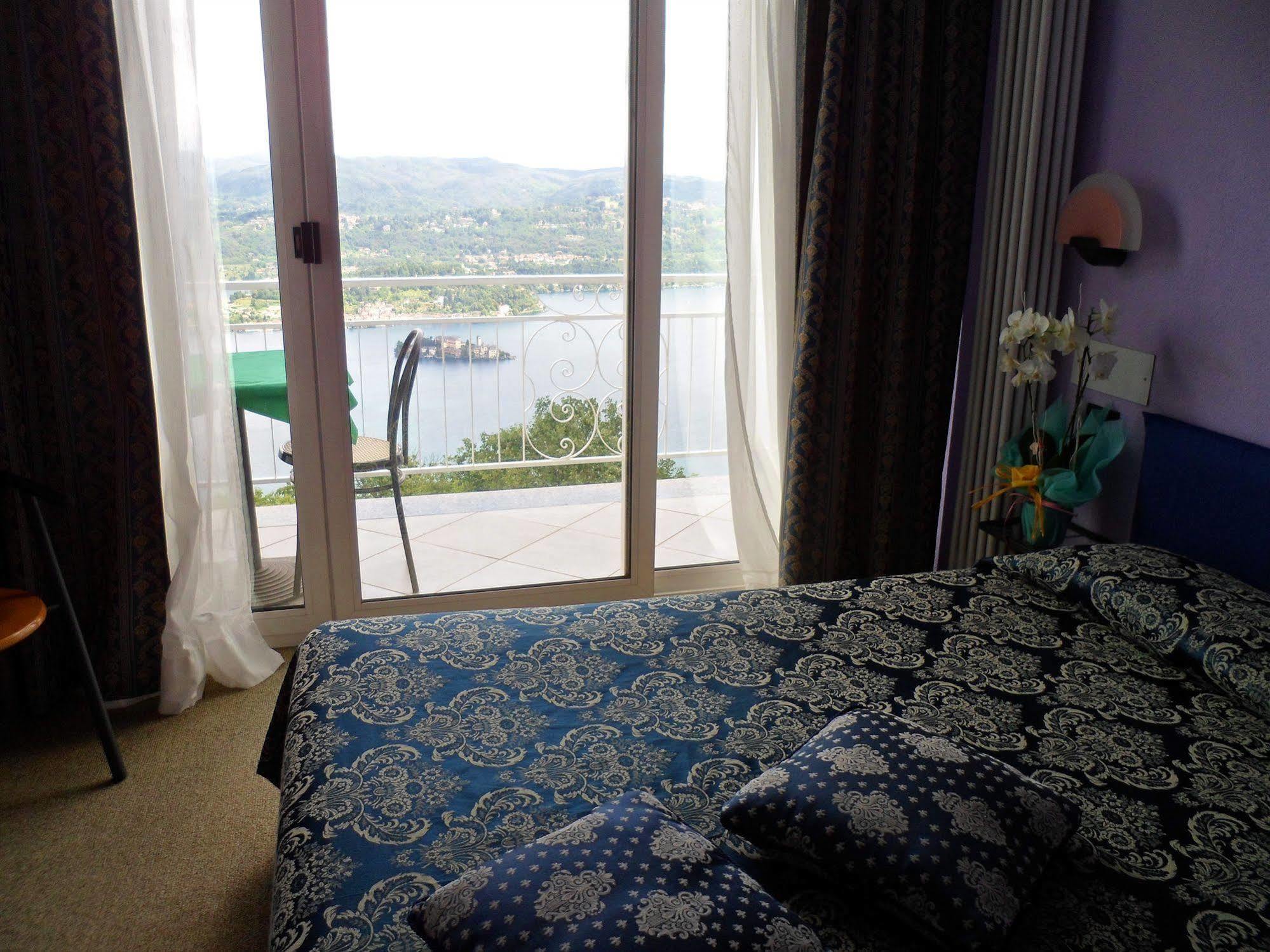 Hotel Panoramico Lago D'Orta (Adults Only) Madonna Del Sasso Exterior foto